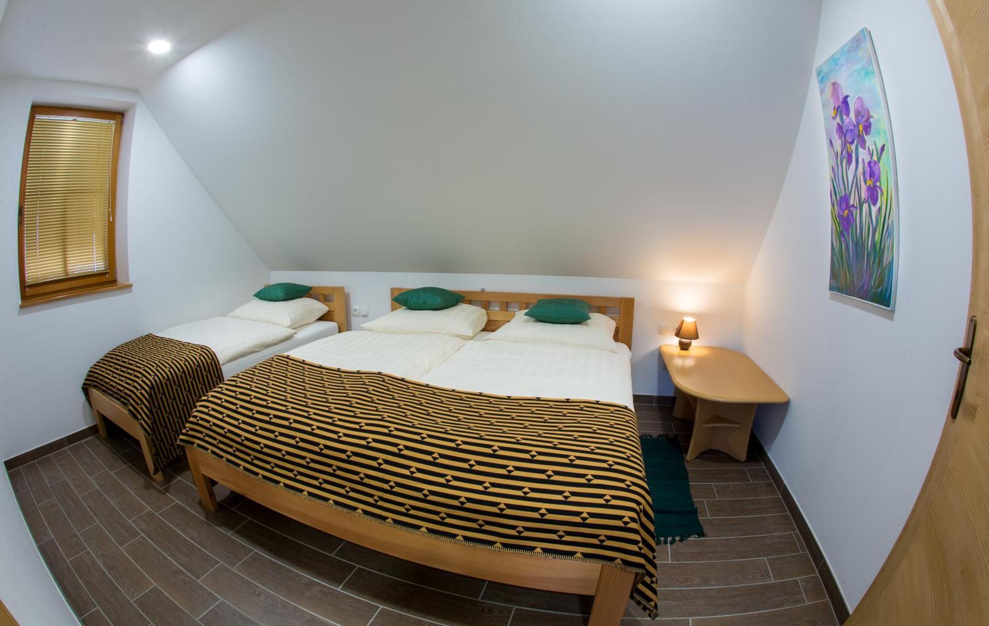 Apartmaji Smogavc Зрече Экстерьер фото